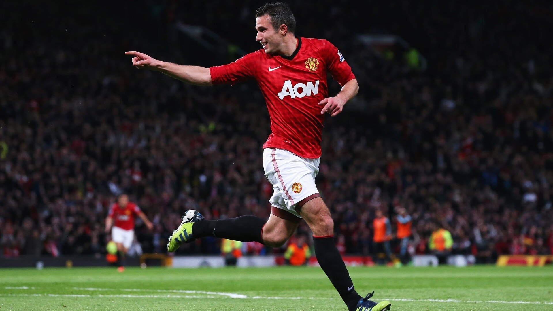 湖人主场装配全球首个“体感灯光系统”，可随比分变化，湖人主场灯光暗